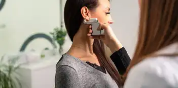 Perçage d'oreilles