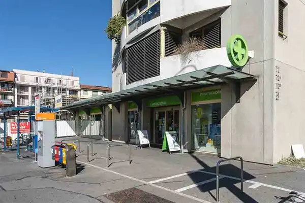 Votre pharmacieplus de châtelaine, pharmacie de proximité ouverte pour des conseils médicaux et de santé