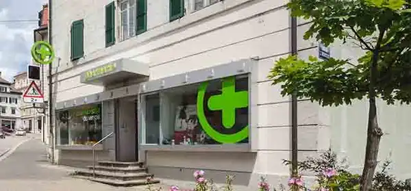 Votre pharmacieplus du versoix à La Chaux-de-Fonds, pharmacie de proximité ouverte pour des conseils médicaux et de santé