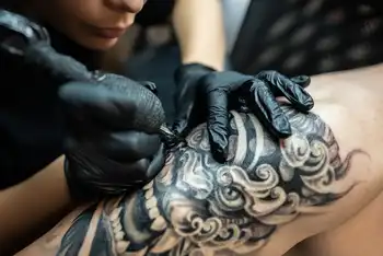 Bien cicatriser après un tatouage: mode d’emploi